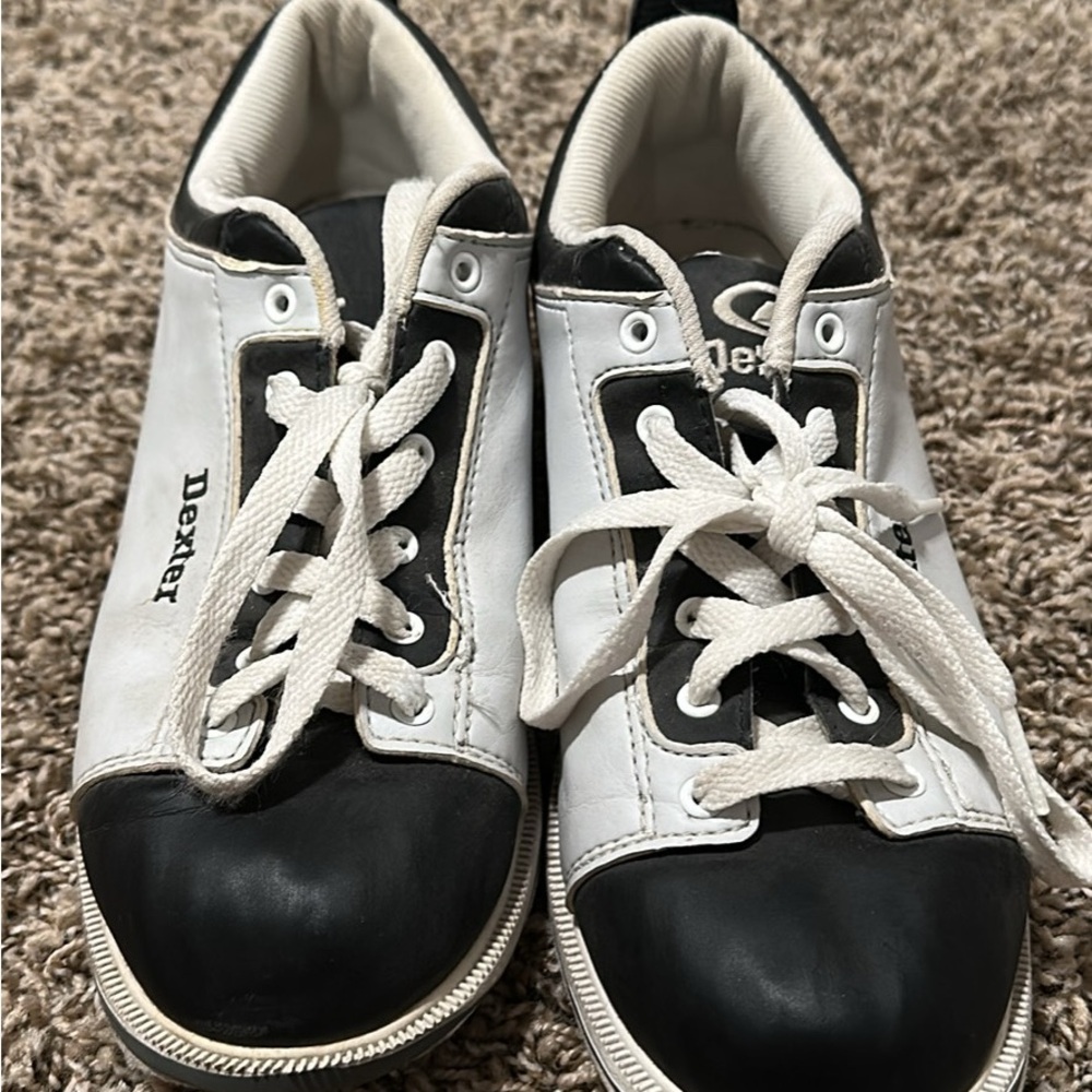 Dexter Black and White Bowling Shoes